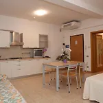 Ca D'oro מלון דירות