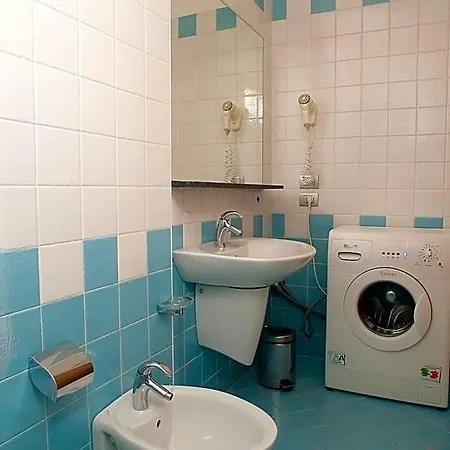 Cà D'oro Apart-hotel 4*