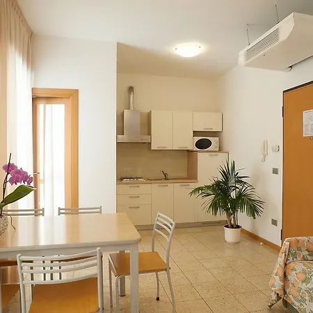 Ca D'oro 아파트호텔 3*