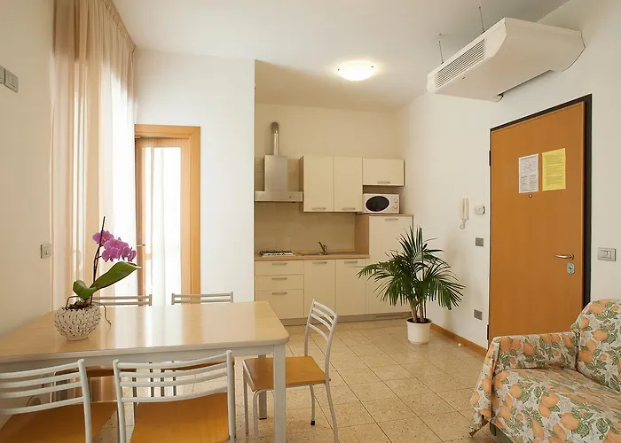 Ca D'oro 아파트호텔 3*